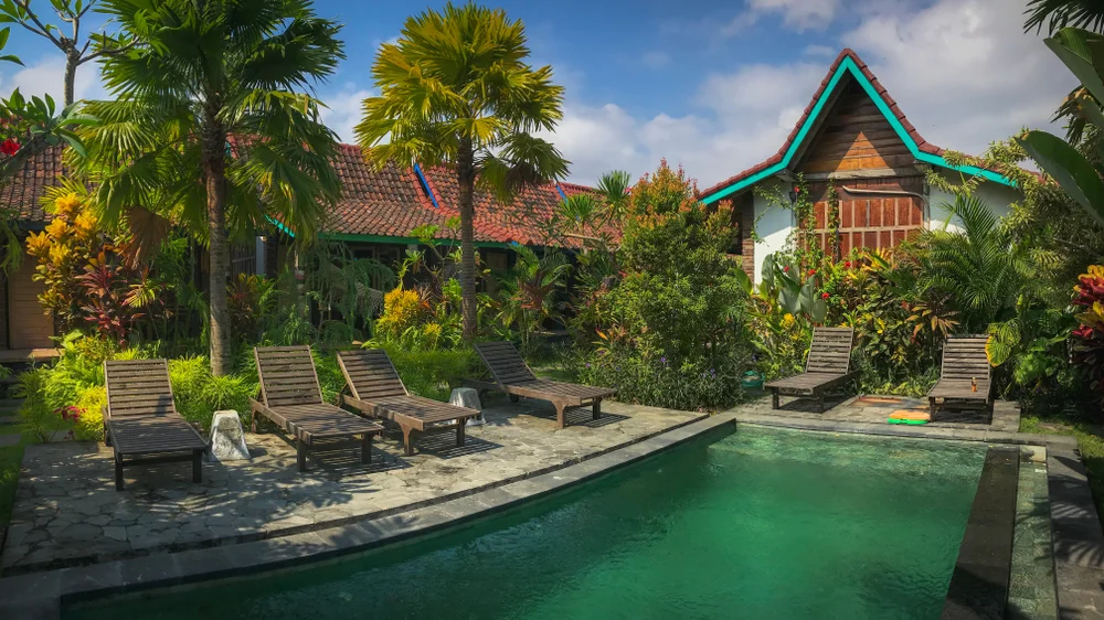 Swimming Pool in Bali. Accommodation for digital nomads