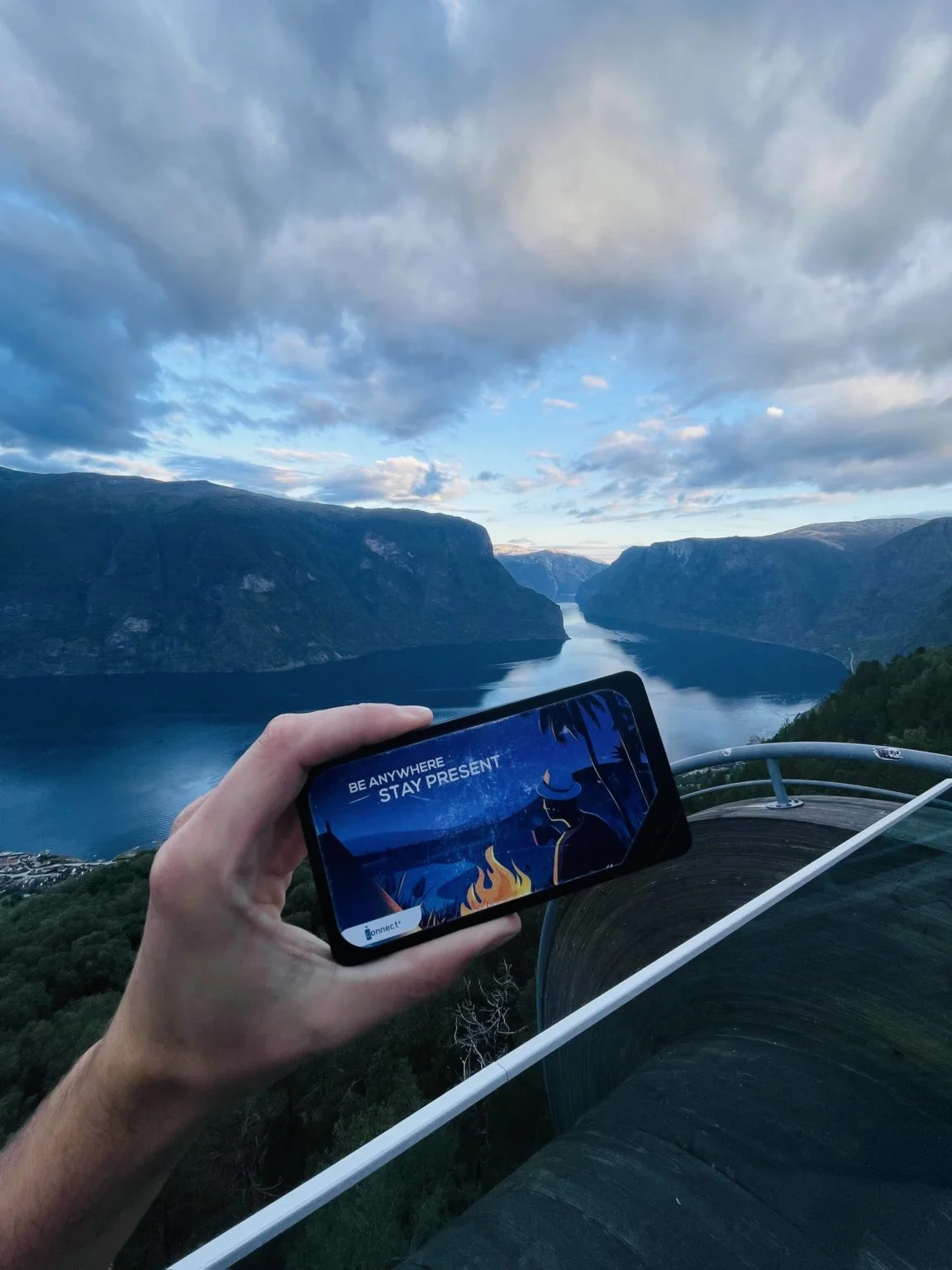 ConnectPls | Mobile Hotspot or eSim connectivity for caravan wifi